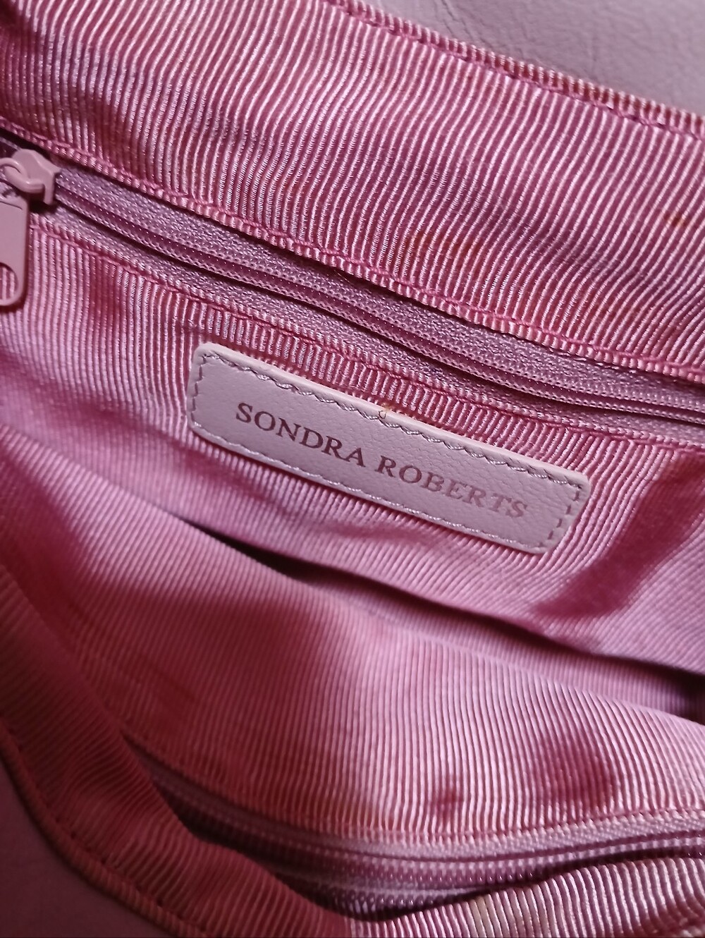 Sondra Roberts Pink Floral Cutout Shoulder Bag - Picture 5 of 6